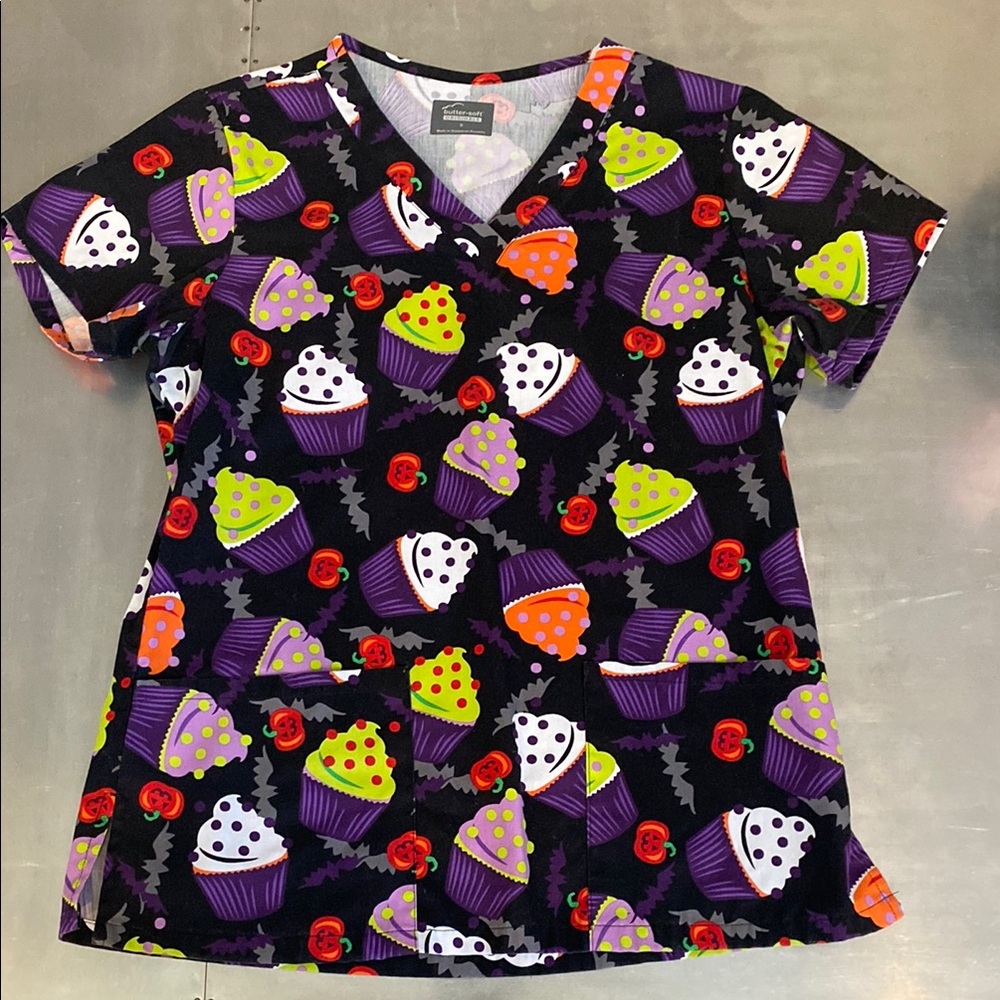 Uniform Advantage Butter Soft Scrub Top Size Small